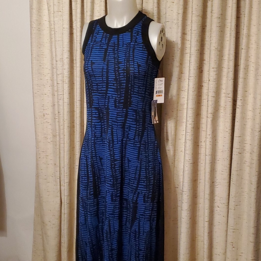 Karen Kane sleeveless dress